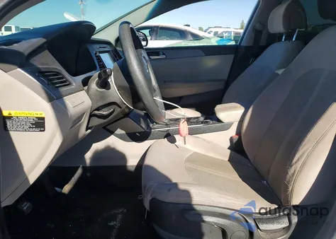 2017 Hyundai Sonata Se z USA, uszkodzony, nr VIN 5NPE24AF0HH494546